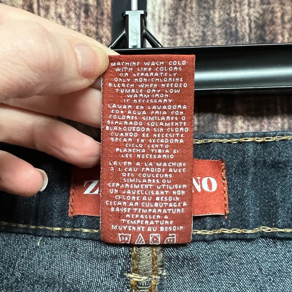 Zecchino Dark Wash Denim Short Shorts - size 7 - Picture 6 of 7